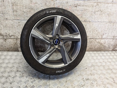 Volvo v40 2016 inch alloy - inch,