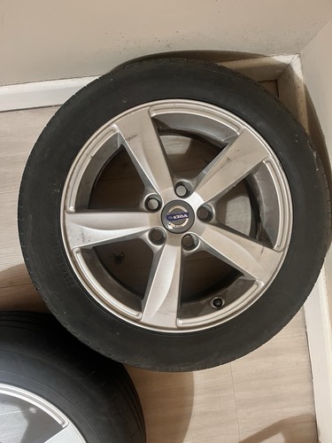 2015 volvo oem alloys - volvo, 40
