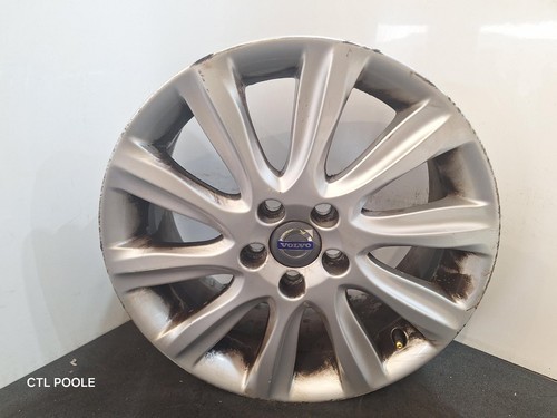 Volvo v40 lux mk3 - d2, se