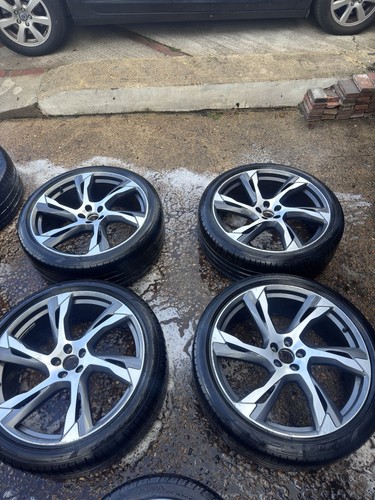Volvo xc90 6 - 22”,