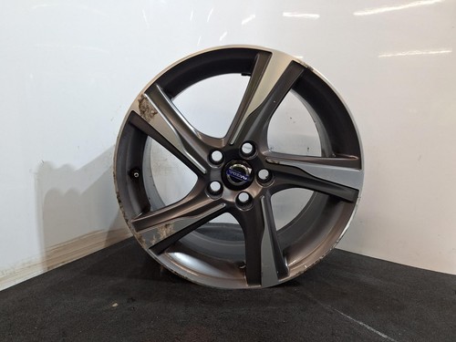 Volvo v40 design nav - volvo,