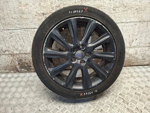Alloy wheel with - alloy,