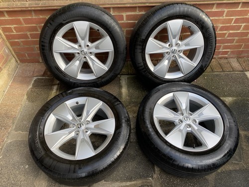 Mint condition inch genuine - mint,